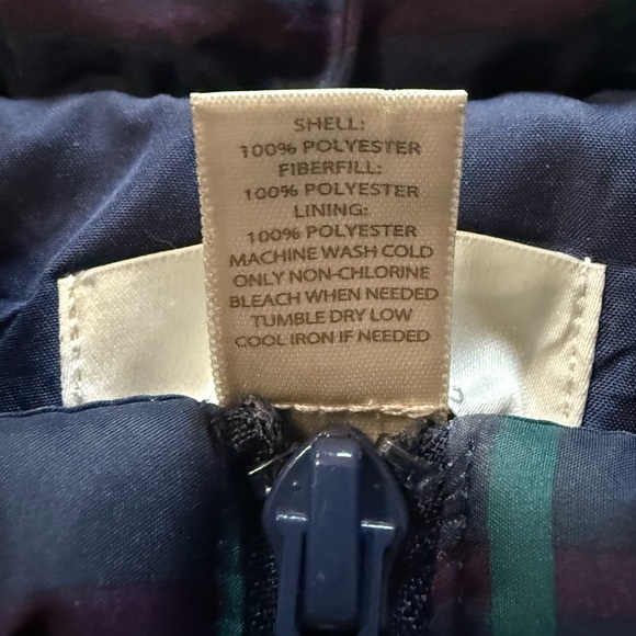 LOFT Navy Plaid Puffer Vest Size Medium - Picture 8 of 8